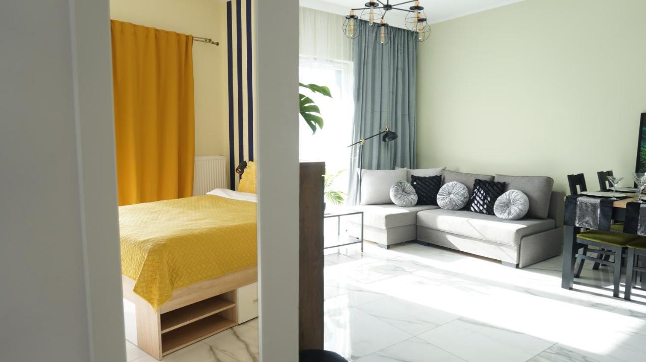 ורשה Prymasa Tysiaclecia 83A Separate Bedroom Free Garage By Perfect Apart 634 מראה חיצוני תמונה