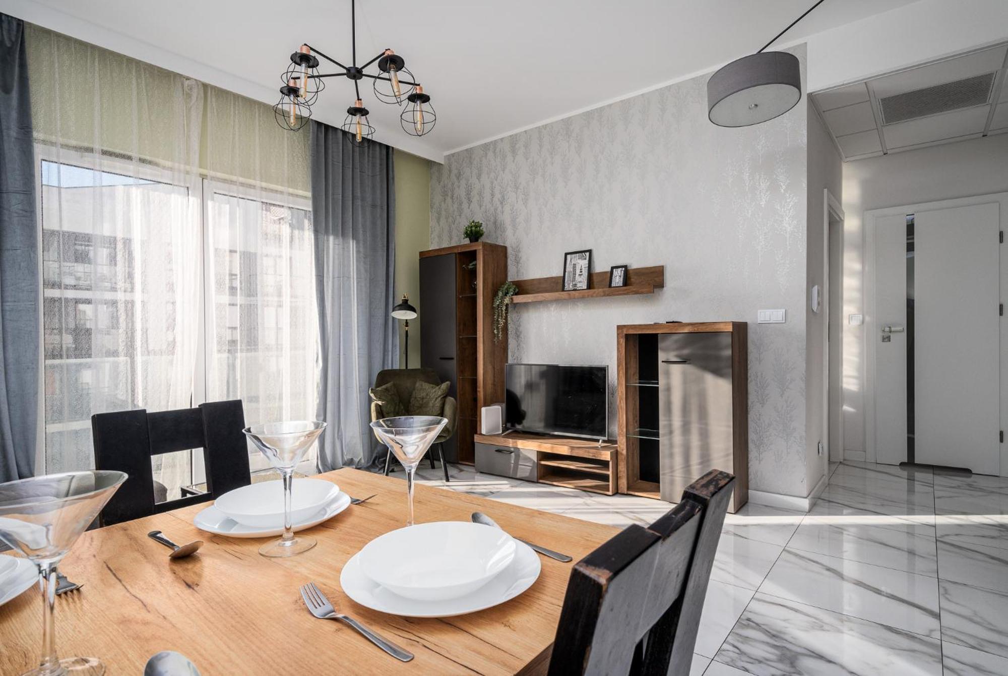 ורשה Prymasa Tysiaclecia 83A Separate Bedroom Free Garage By Perfect Apart 634 מראה חיצוני תמונה